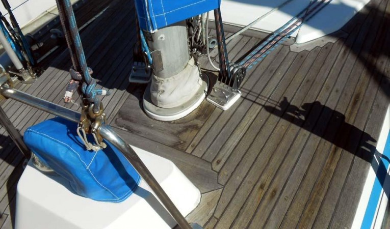 37 Nautor Swan Lines lead aft