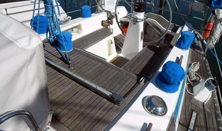 37 Nautor Swan Cockpit