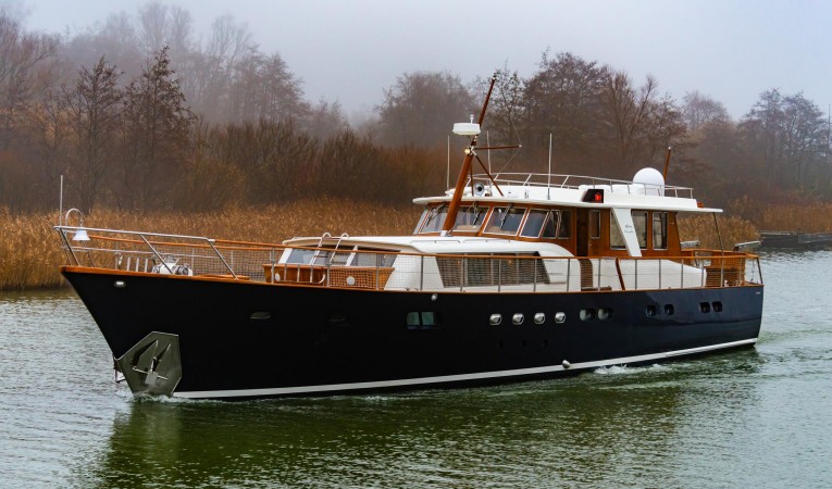 78 Feadship 