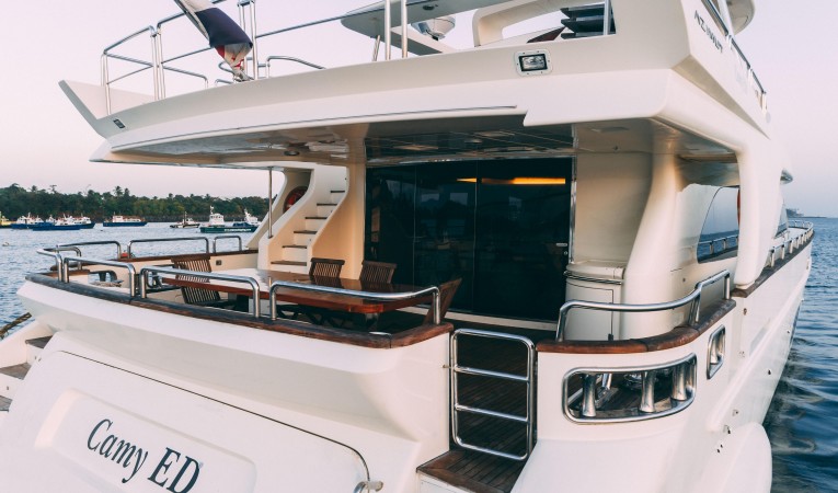 105 Azimut 