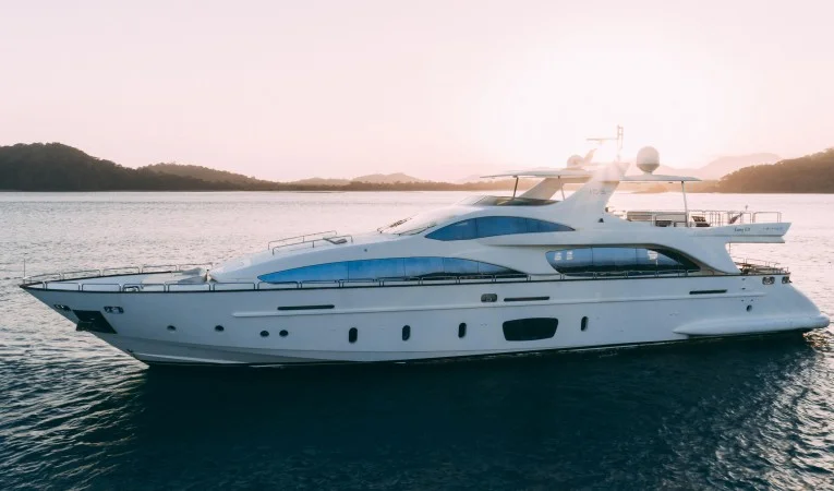 105 Azimut 