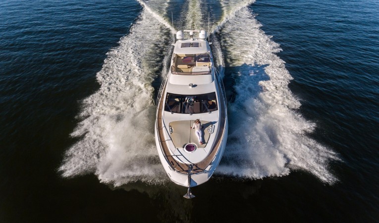 60 Azimut 
