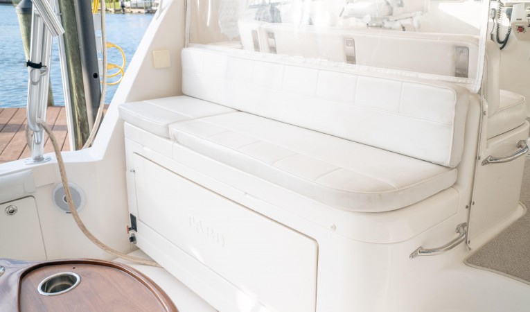 40 Cabo Mezzanine Seating