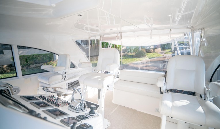 40 Cabo Helm Deck Aft