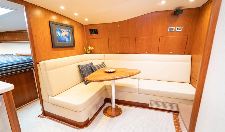 40 Cabo L-Shaped Settee to Stbd