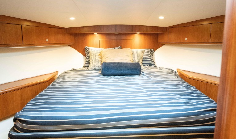 40 Cabo Master Stateroom