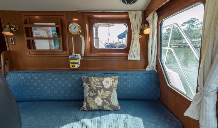 42 North Pacific Pilothouse Seating