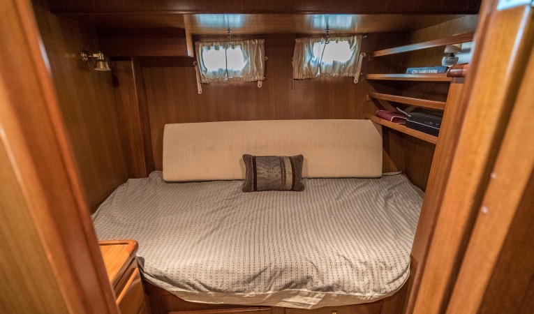 42 North Pacific Guest Room