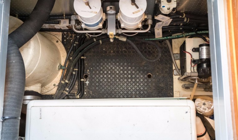 42 North Pacific Genset and Filters