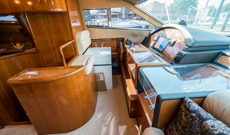 72 Ferretti Yachts 