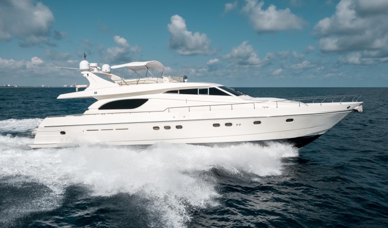 72 Ferretti Yachts 