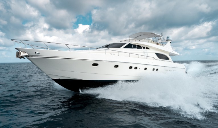 72 Ferretti Yachts 