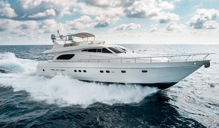 72 Ferretti Yachts 