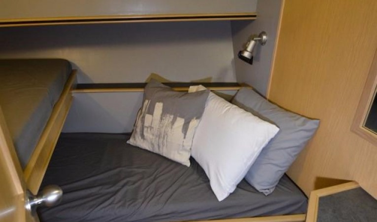 58 Cooper Yachts Guest Stateroom- Two berths