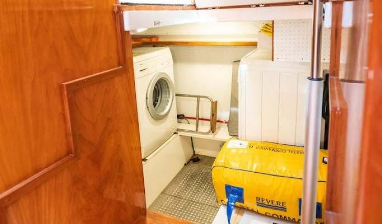 52 Midnight Lace Laundry And Storage Room