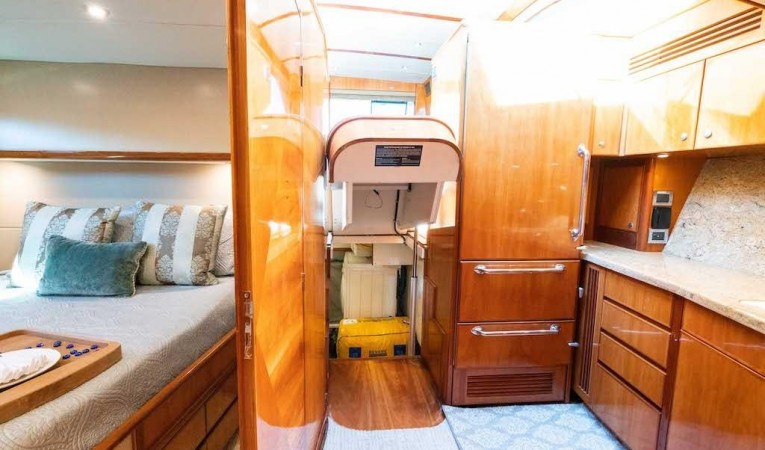 52 Midnight Lace Galley Access To Laundry Room