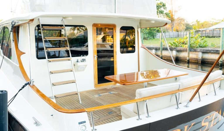 52 Midnight Lace Aft Deck