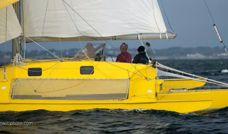 39 Custom Under Sail