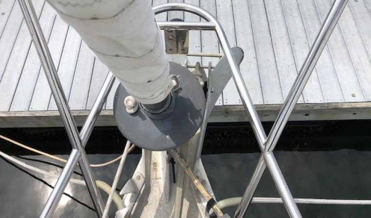 38 Sabre Harken roller furling Genoa