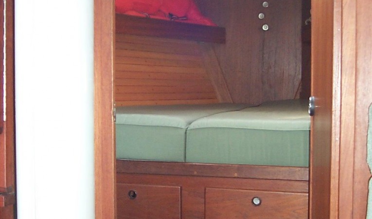 38 Sabre Looking into the forward cabin