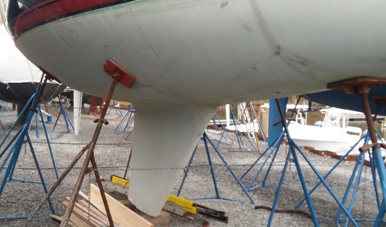 38 Sabre Starboard side