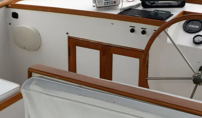 36 Island Gypsy Flybrige