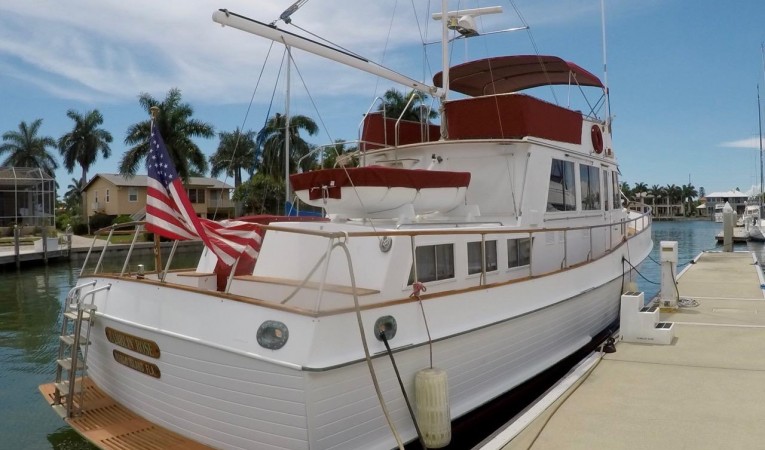 49 Grand Banks Transom , Starbord Side