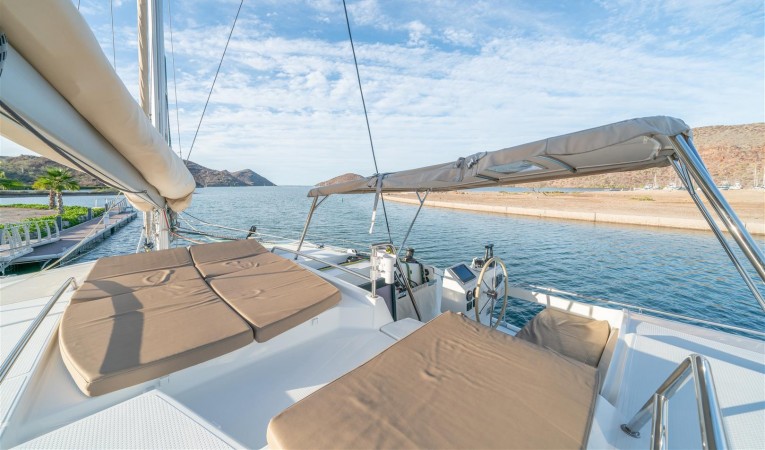 44 Fountaine Pajot 