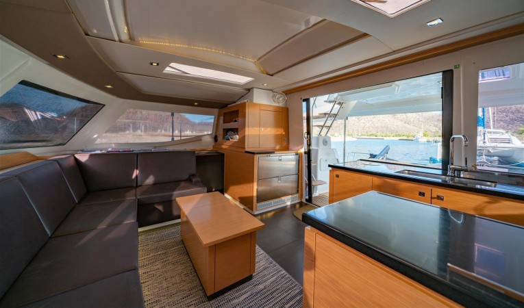 44 Fountaine Pajot 