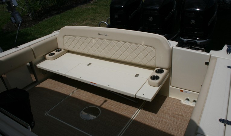 34 Chris-Craft Aft seating