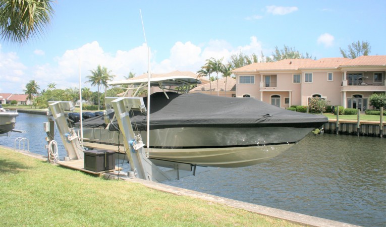 34 Chris-Craft Full boat cover