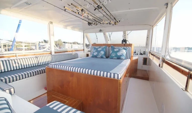 60 Novatec Flybridge (3)