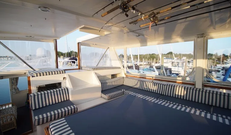60 Novatec Flybridge (2)