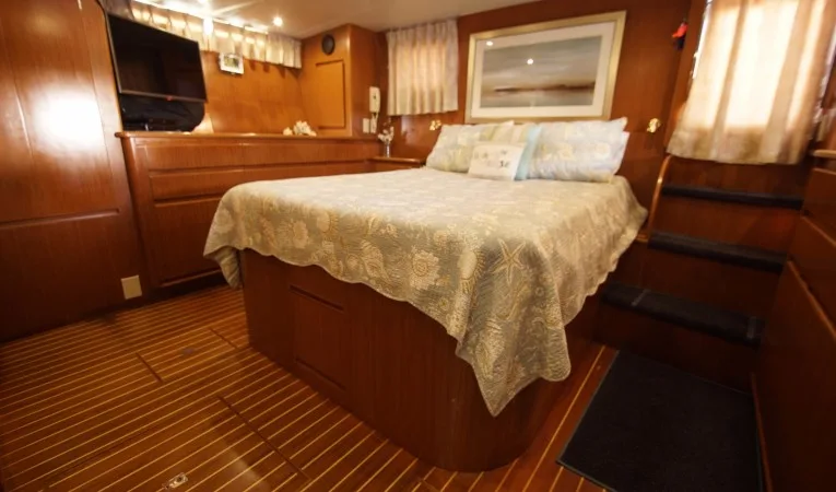 60 Novatec Master Stateroom (2)