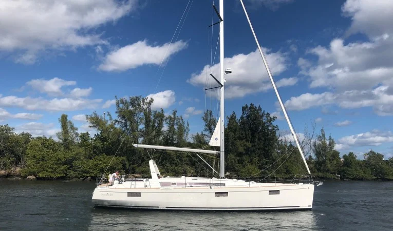 48 Beneteau 