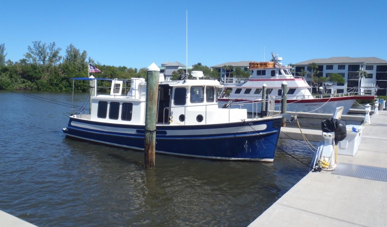 32 Nordic Tugs Stbd side