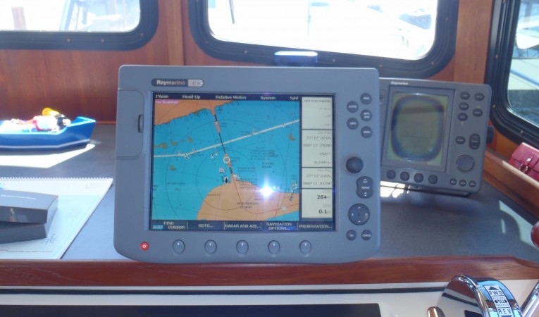 32 Nordic Tugs Electronics