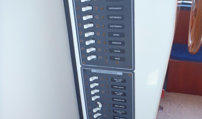 32 Nordic Tugs DC electrical panel