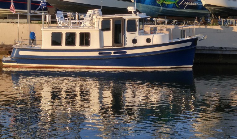 32 Nordic Tugs Stbd side