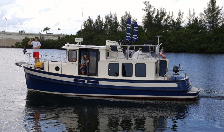 32 Nordic Tugs Port side