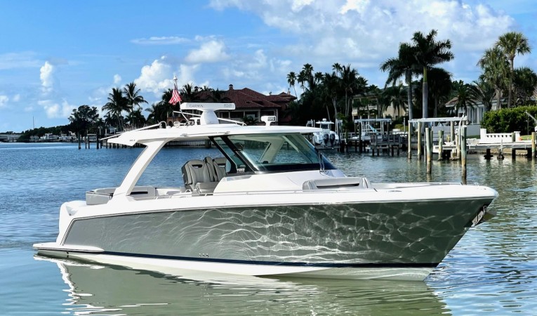 38 Tiara Yachts 