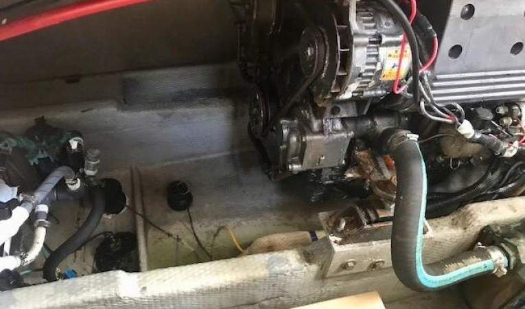 39 Mainship Engine Room