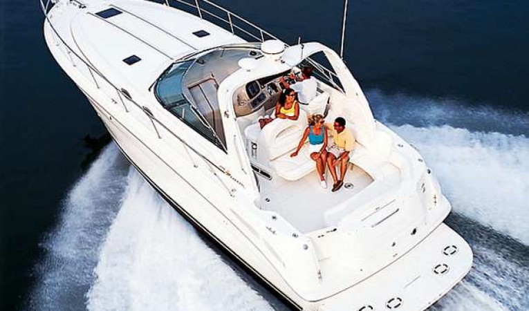 38 Sea Ray Manufacturer Provided Image