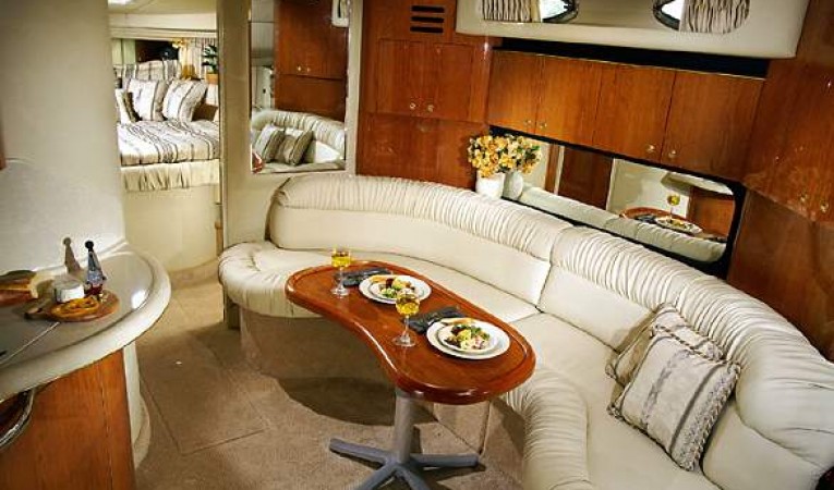 38 Sea Ray Manufacturer Provided Image