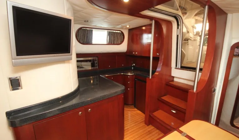 43 Chris-Craft Galley