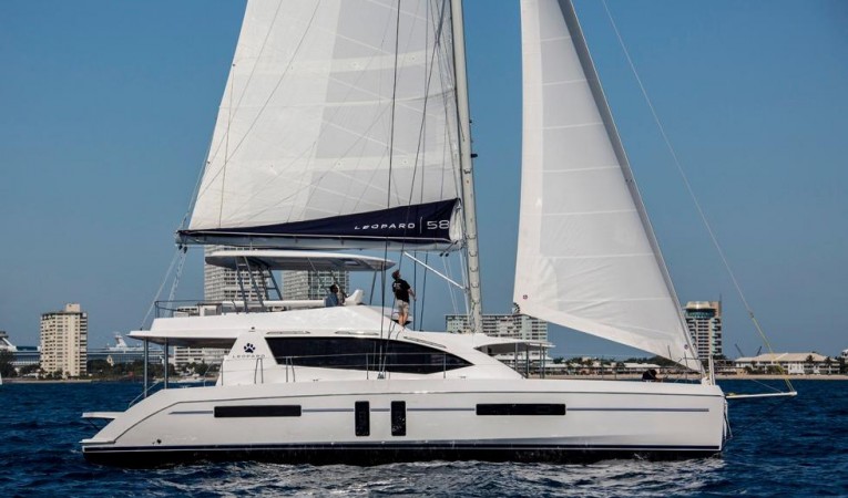 58 Robertson & Caine Manufacturer Provided Image: Leopard 58 SIde View