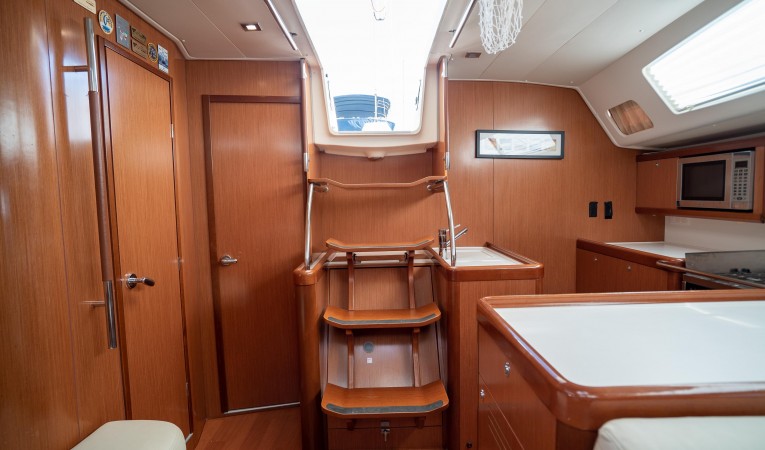 49 Beneteau 