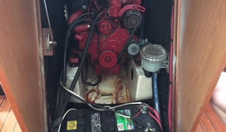 38 Beneteau Westerbeke diesel and 4D battery