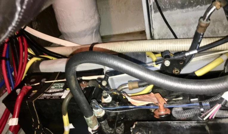 36 Meridian Engineroom