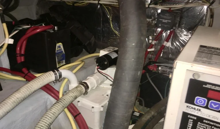 36 Meridian Engineroom